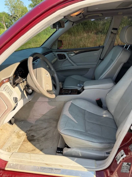 2000 Mercedes-Benz W210 E-Class - Image 7 of 12