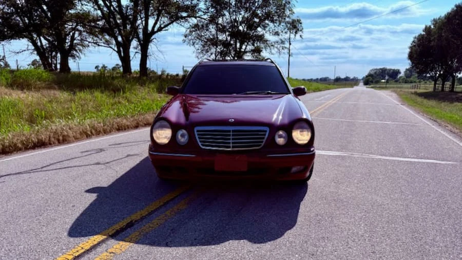 2000 Mercedes-Benz W210 E-Class - Image 3 of 12