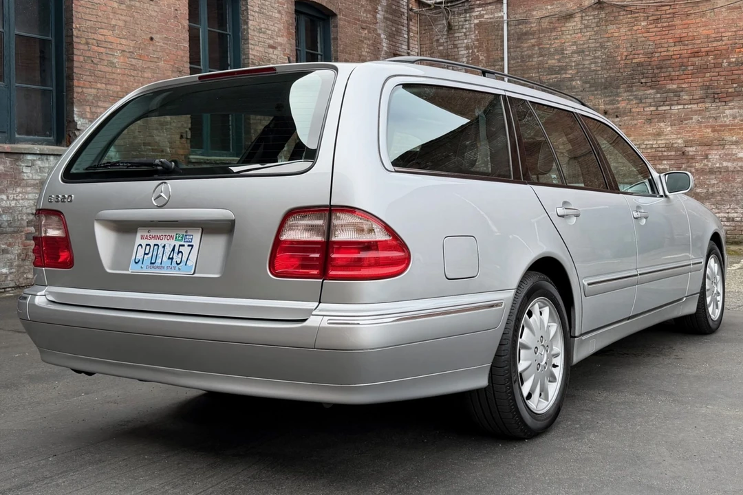 2000 Mercedes-Benz W210 E-Class - Image 2 of 8