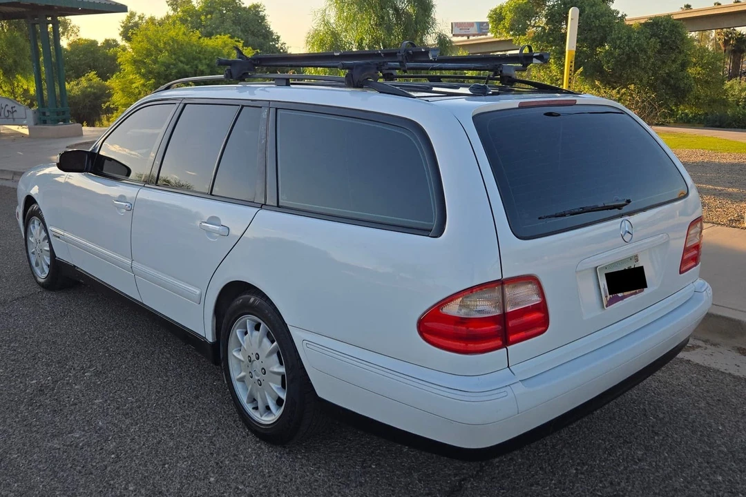 2000 Mercedes-Benz W210 E-Class - Image 18 of 31
