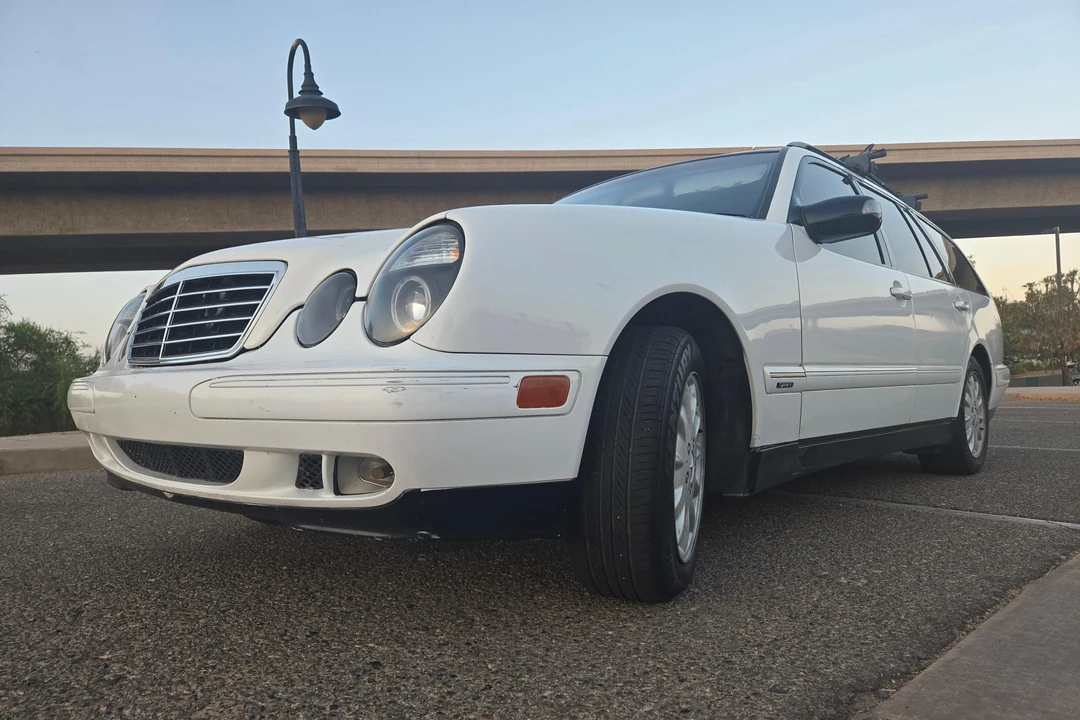 2000 Mercedes-Benz W210 E-Class - Image 8 of 31