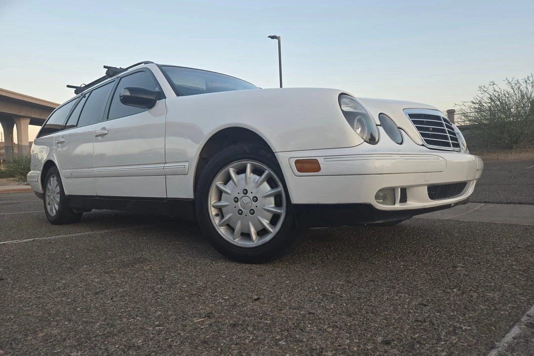 2000 Mercedes-Benz W210 E-Class - Image 13 of 31