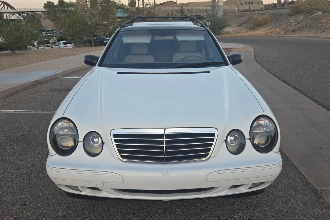 2000 Mercedes-Benz W210 E-Class - Image 2 of 31