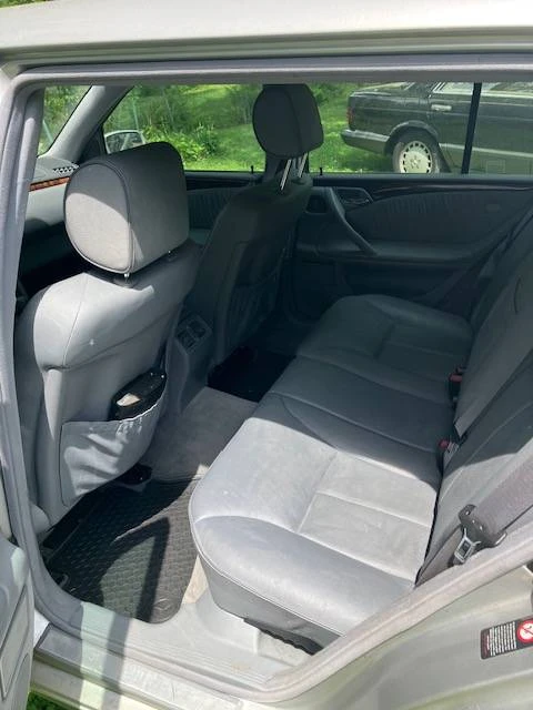 2000 Mercedes-Benz W210 E-Class - Image 6 of 8