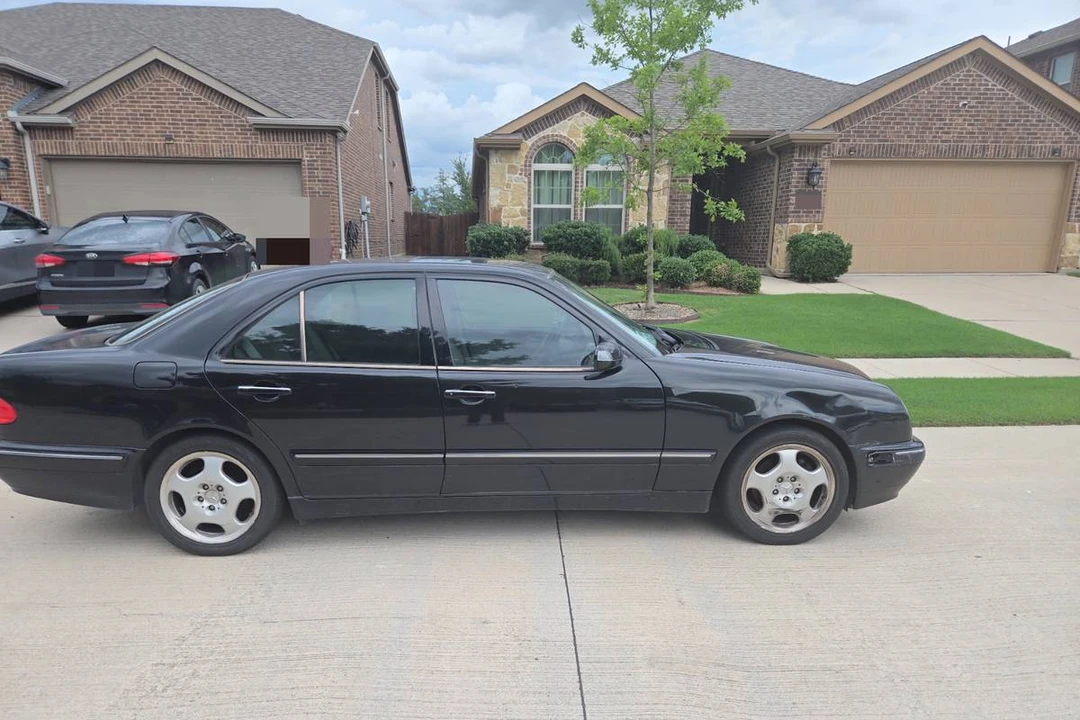 2000 Mercedes-Benz W210 E-Class - Image 3 of 10