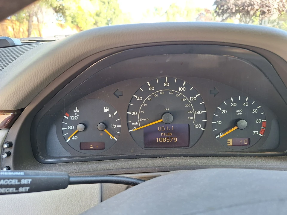 2000 Mercedes-Benz W210 E-Class - Image 3 of 5