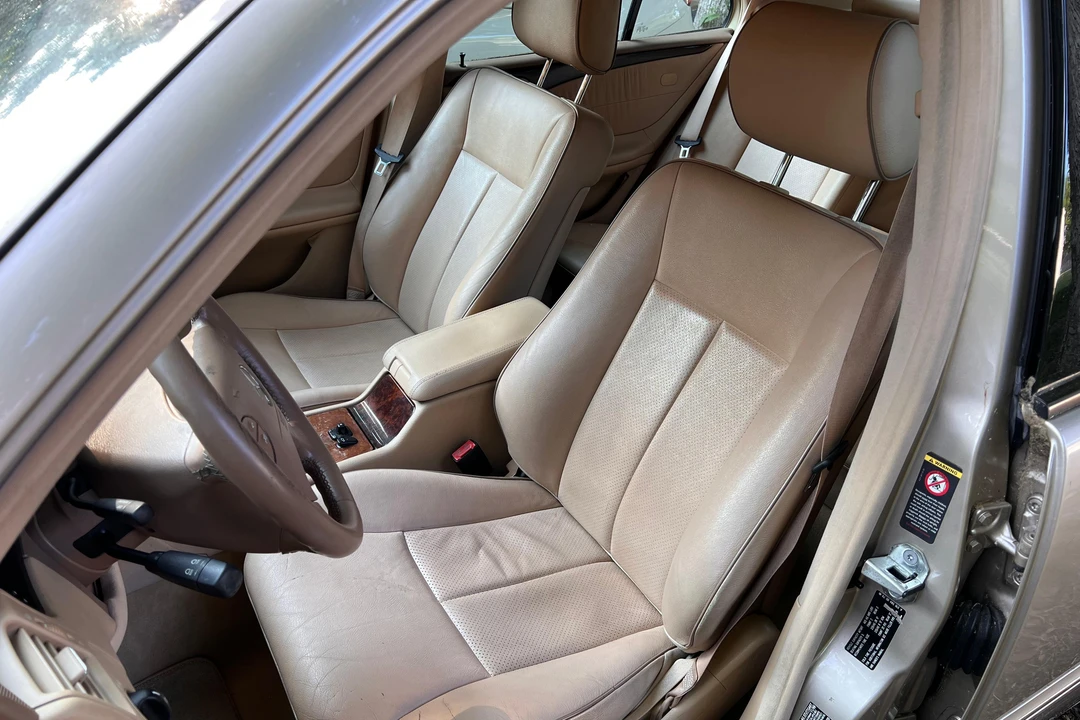 2000 Mercedes-Benz W210 E-Class - Image 26 of 31