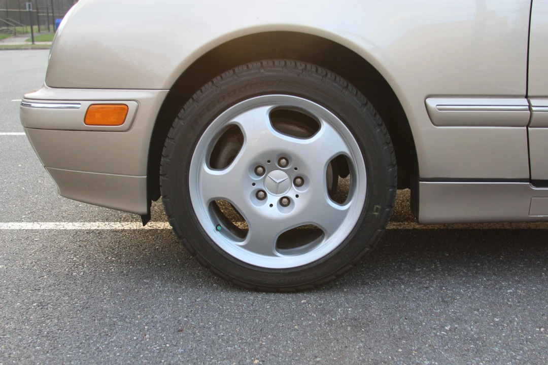 2000 Mercedes-Benz W210 E-Class - Image 17 of 31
