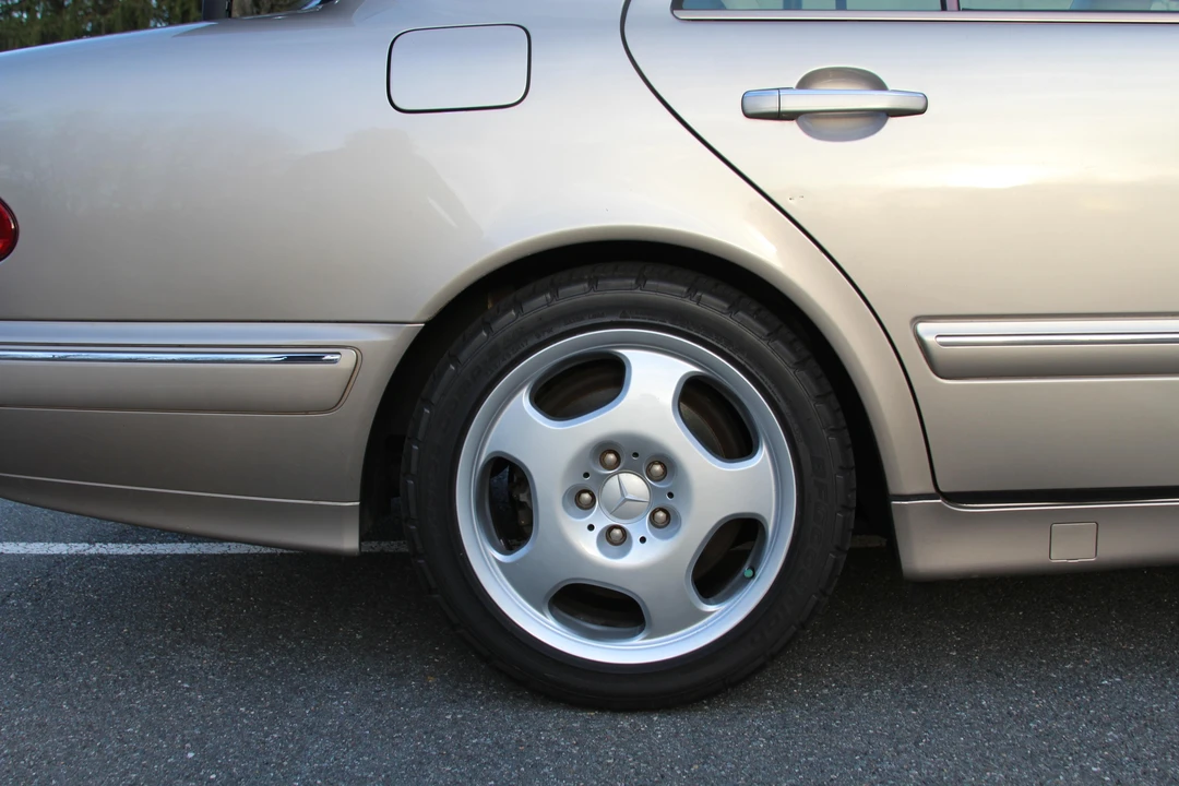 2000 Mercedes-Benz W210 E-Class - Image 19 of 31