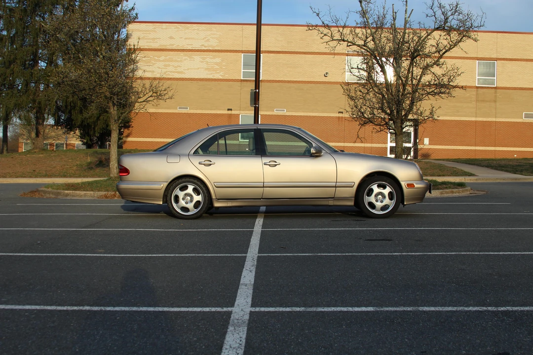 2000 Mercedes-Benz W210 E-Class - Image 10 of 31