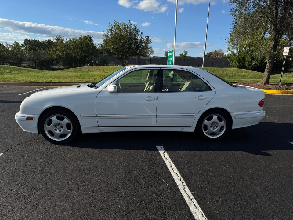 2000 Mercedes-Benz W210 E-Class - Image 7 of 31