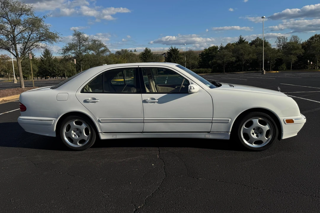 2000 Mercedes-Benz W210 E-Class - Image 3 of 31