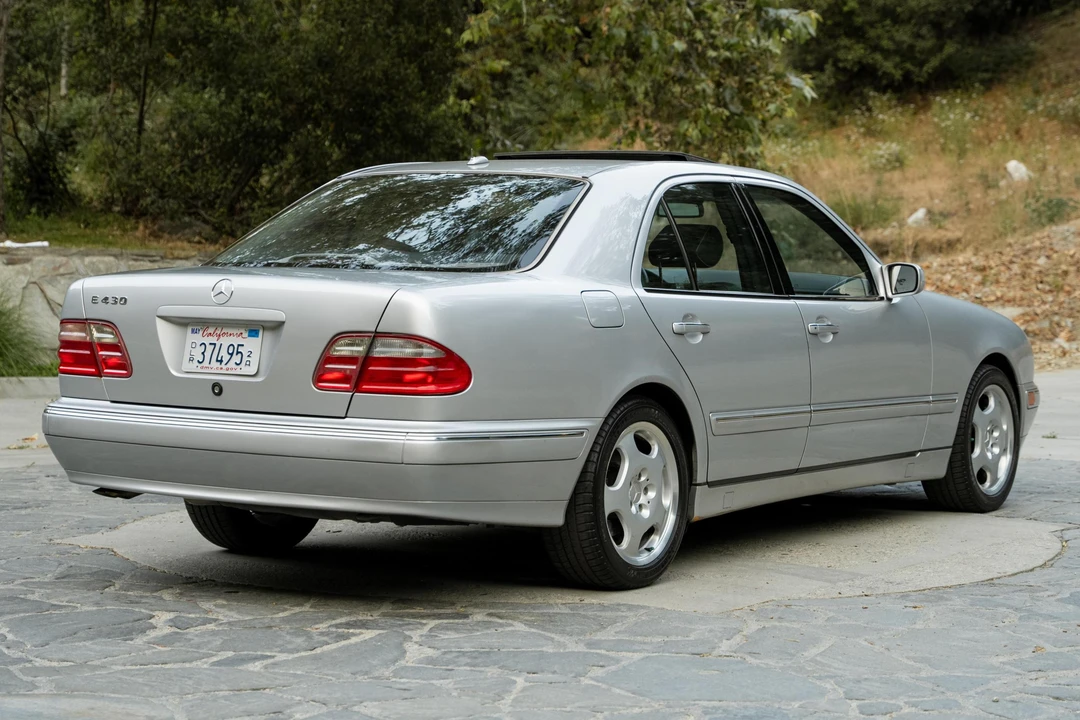 2000 Mercedes-Benz W210 E-Class - Image 4 of 31
