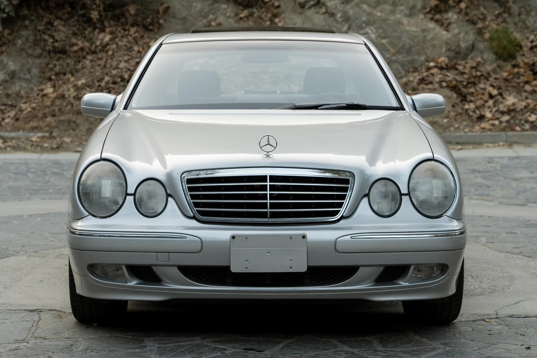 2000 Mercedes-Benz W210 E-Class - Image 2 of 31
