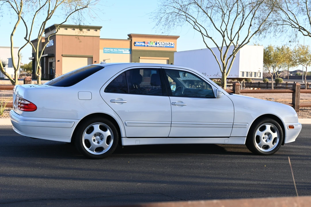 2000 Mercedes-Benz W210 E-Class - Image 4 of 31