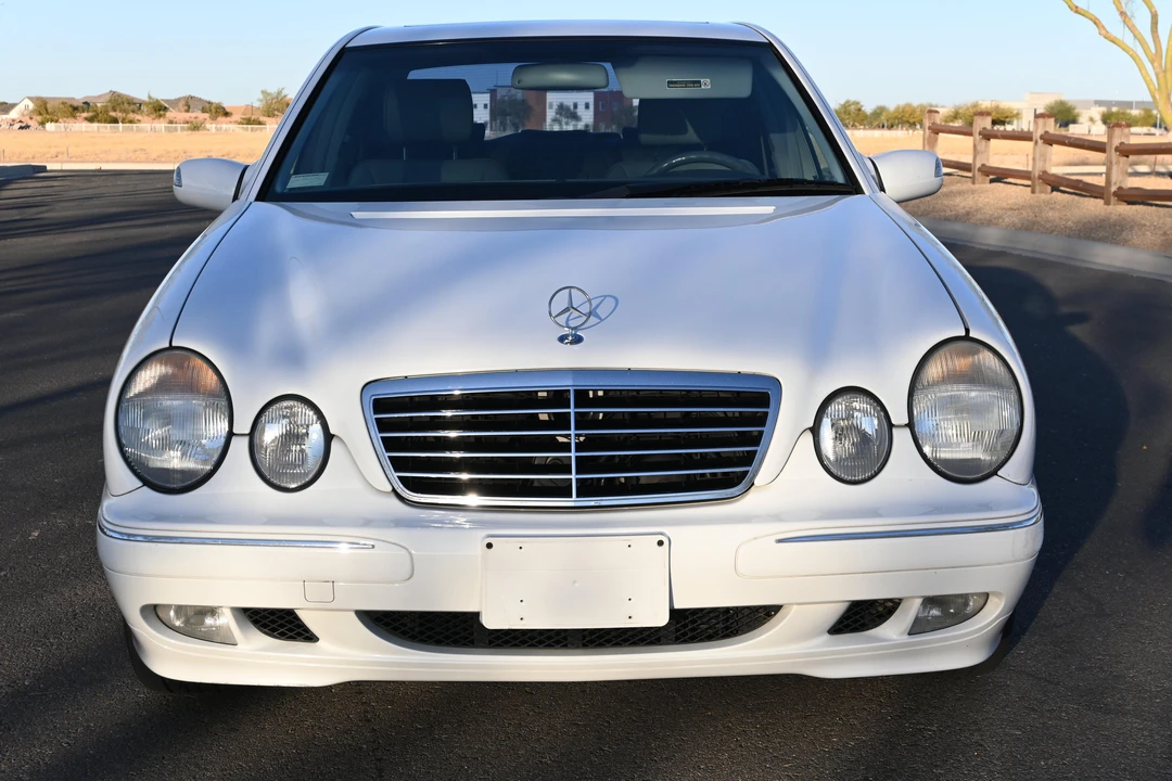 2000 Mercedes-Benz W210 E-Class - Image 2 of 31