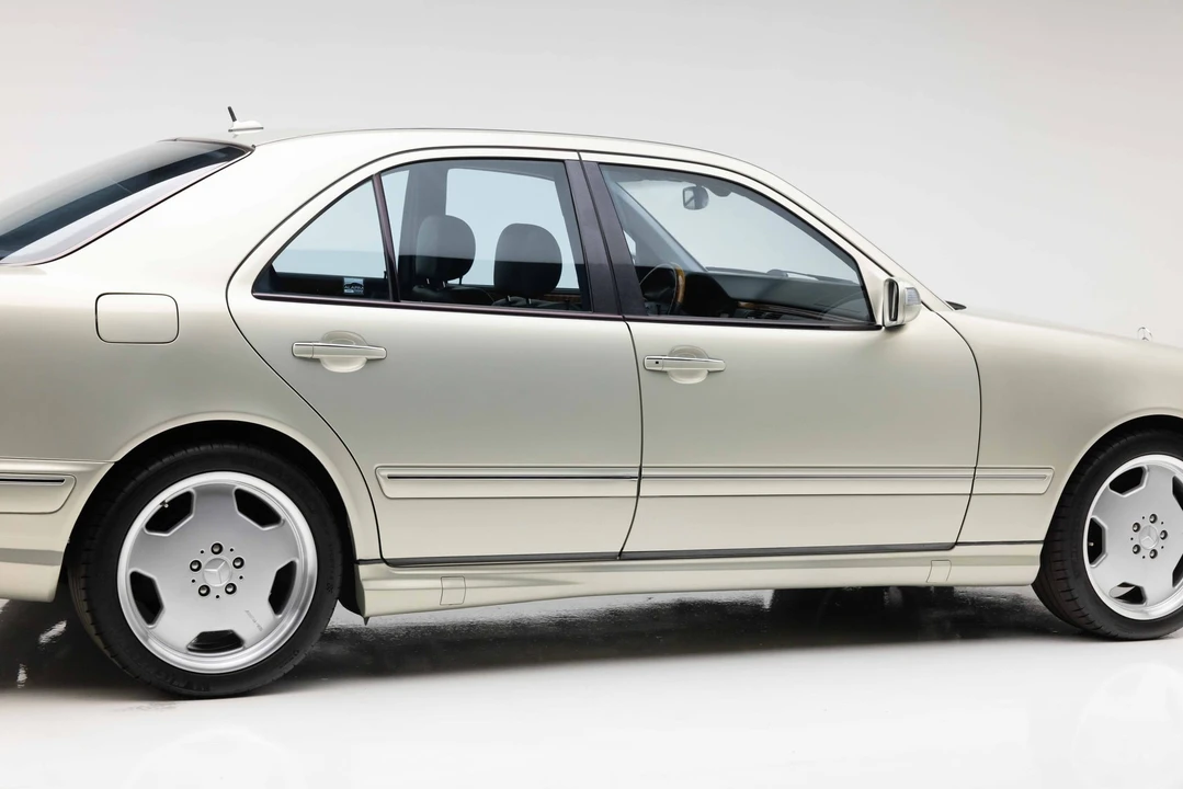 2000 Mercedes-Benz W210 E 36 & E 50 & E 55 & E 60 AMG - Image 21 of 31