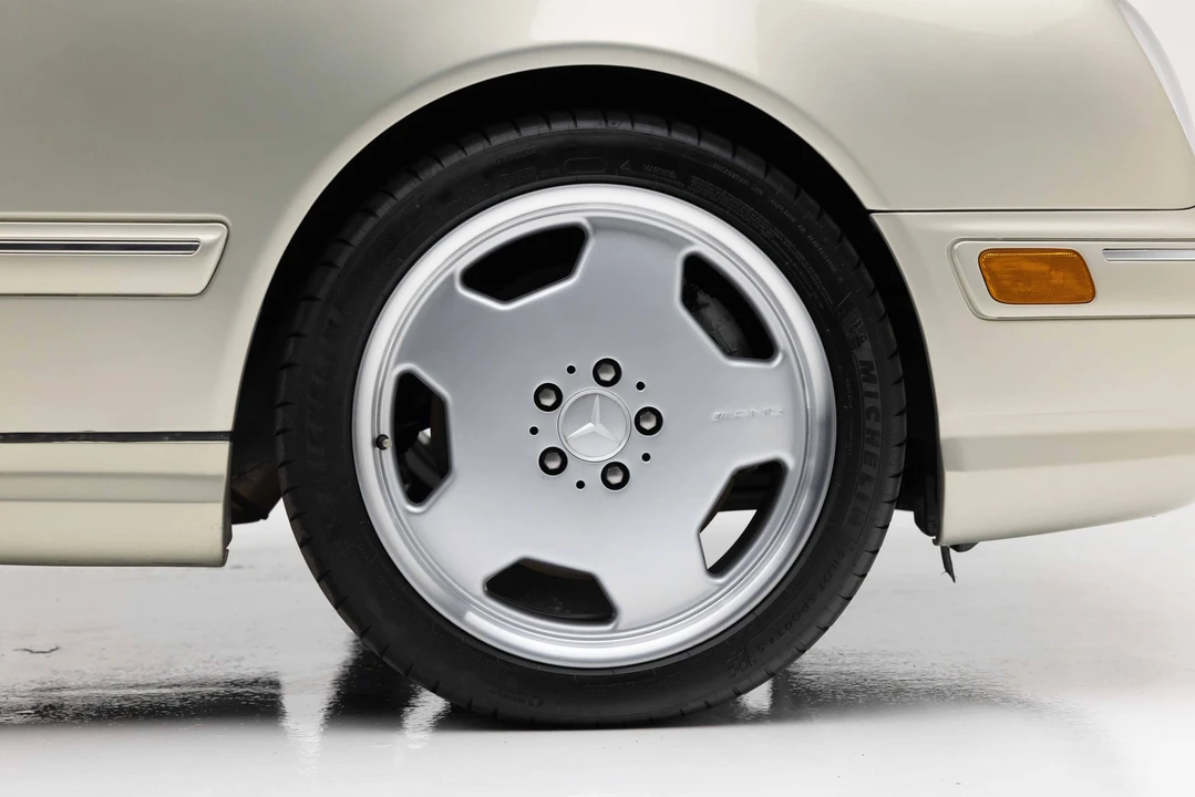 2000 Mercedes-Benz W210 E 36 & E 50 & E 55 & E 60 AMG - Image 29 of 31