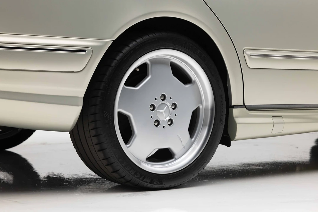2000 Mercedes-Benz W210 E 36 & E 50 & E 55 & E 60 AMG - Image 31 of 31