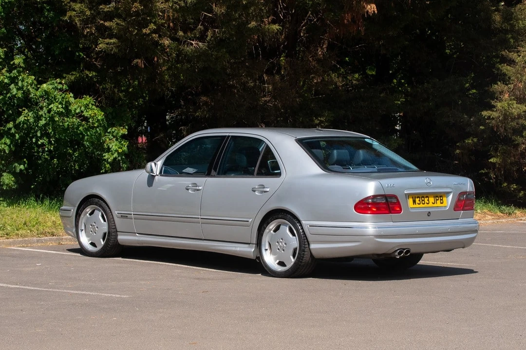 2000 Mercedes-Benz W210 E 36 & E 50 & E 55 & E 60 AMG - Image 11 of 30