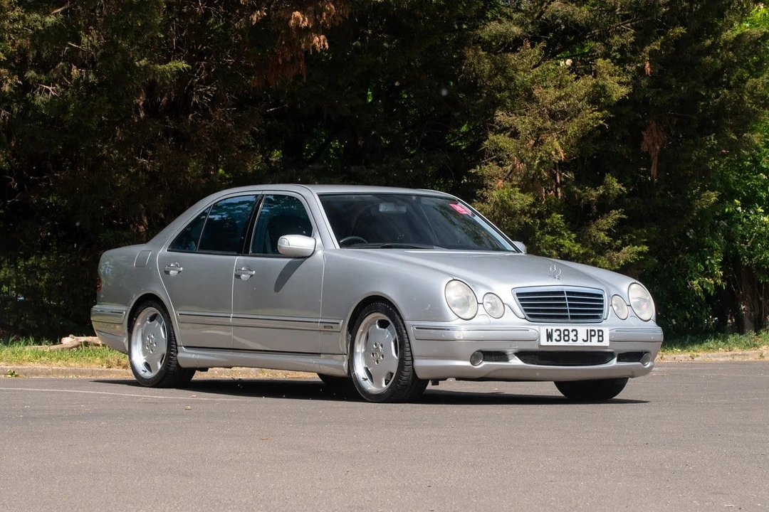 2000 Mercedes-Benz W210 E 36 & E 50 & E 55 & E 60 AMG - Image 2 of 31