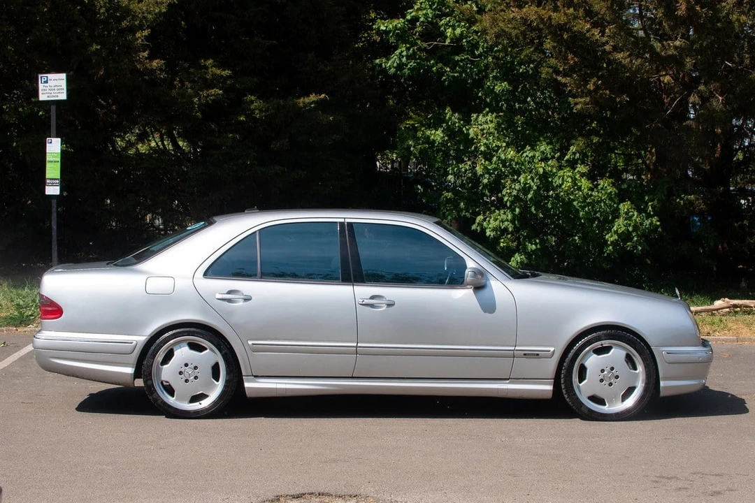 2000 Mercedes-Benz W210 E 36 & E 50 & E 55 & E 60 AMG - Image 18 of 31