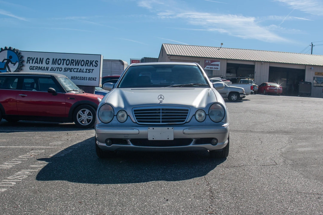 2000 Mercedes-Benz W210 E 36 & E 50 & E 55 & E 60 AMG - Image 6 of 31
