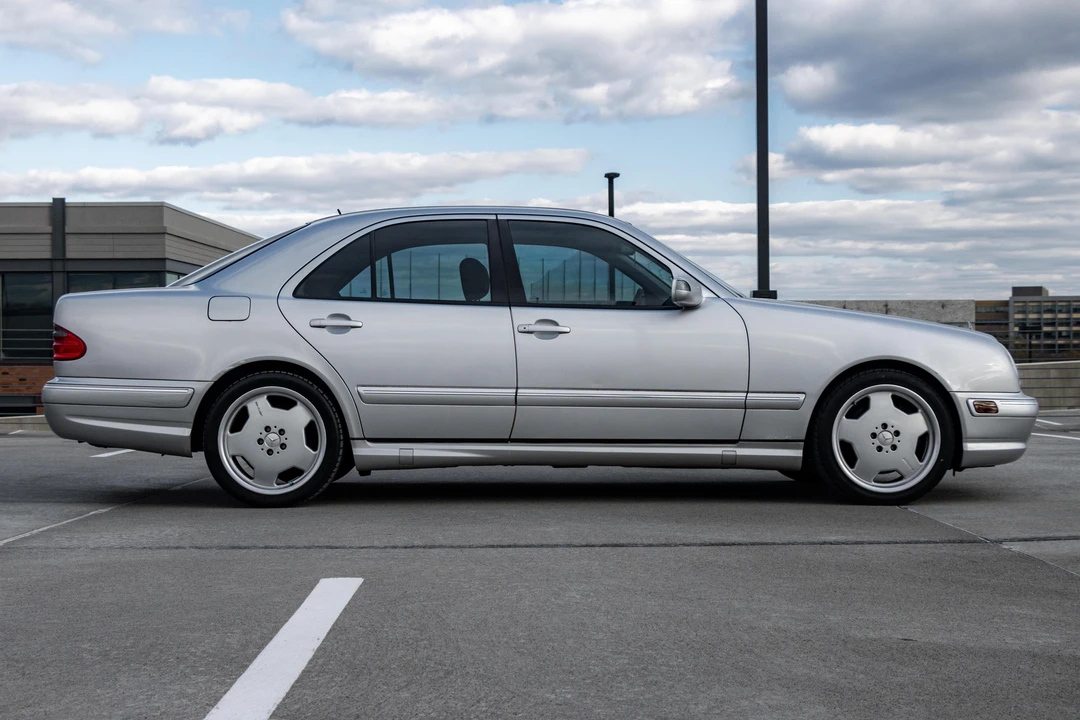 2000 Mercedes-Benz W210 E 36 & E 50 & E 55 & E 60 AMG - Image 3 of 31