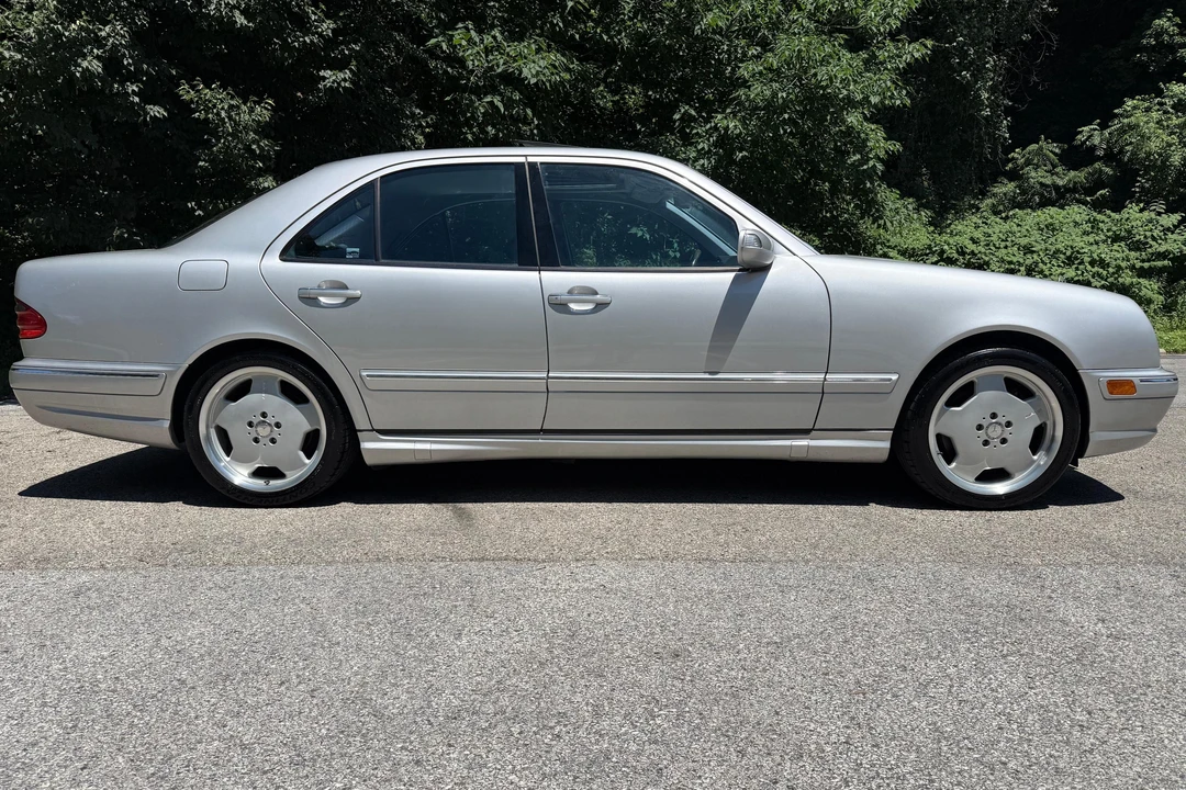 2000 Mercedes-Benz W210 E 36 & E 50 & E 55 & E 60 AMG - Image 3 of 31