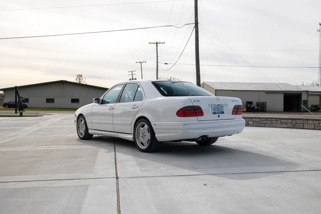 2000 Mercedes-Benz W210 E 36 & E 50 & E 55 & E 60 AMG - Image 12 of 31