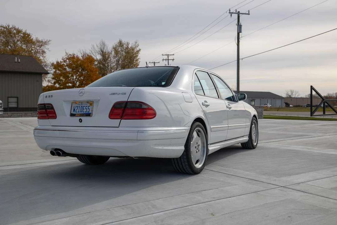 2000 Mercedes-Benz W210 E 36 & E 50 & E 55 & E 60 AMG - Image 14 of 31