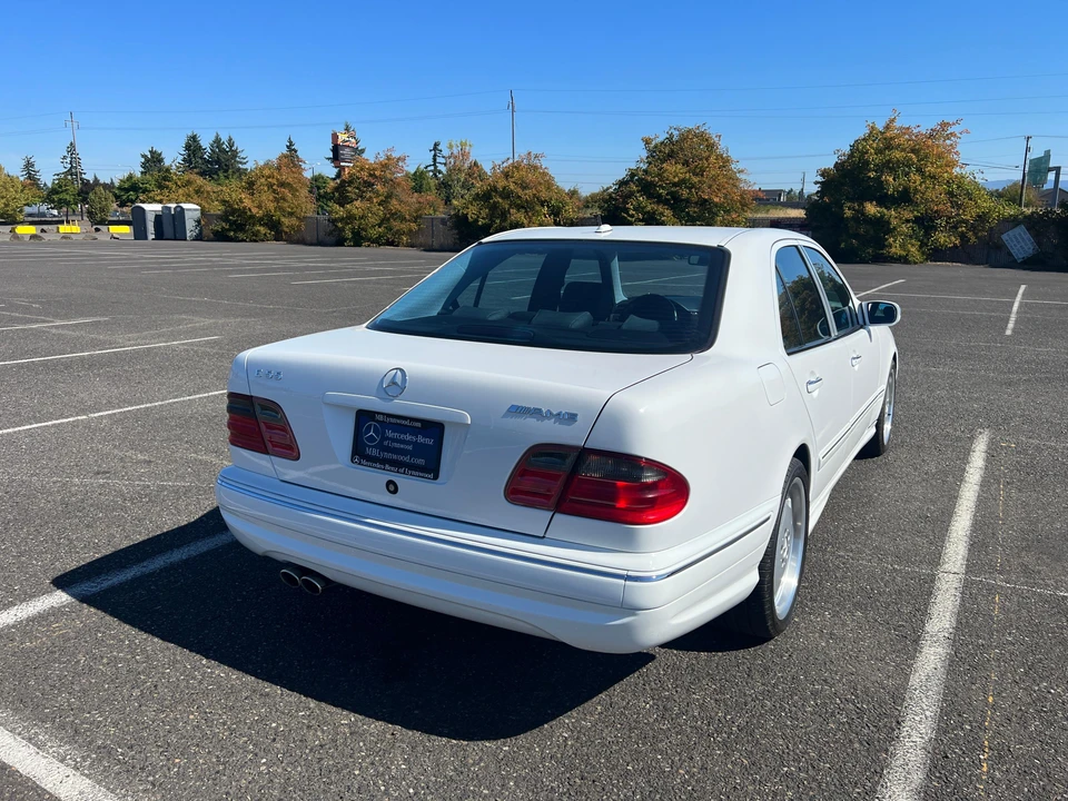 2000 Mercedes-Benz W210 E 36 & E 50 & E 55 & E 60 AMG - Image 15 of 31