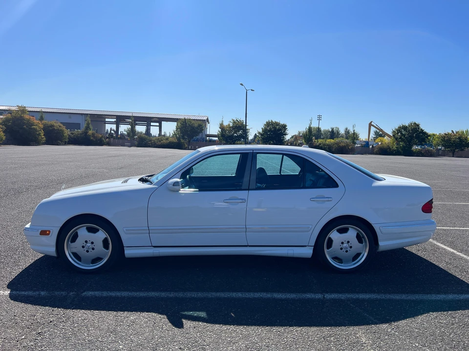 2000 Mercedes-Benz W210 E 36 & E 50 & E 55 & E 60 AMG - Image 11 of 31