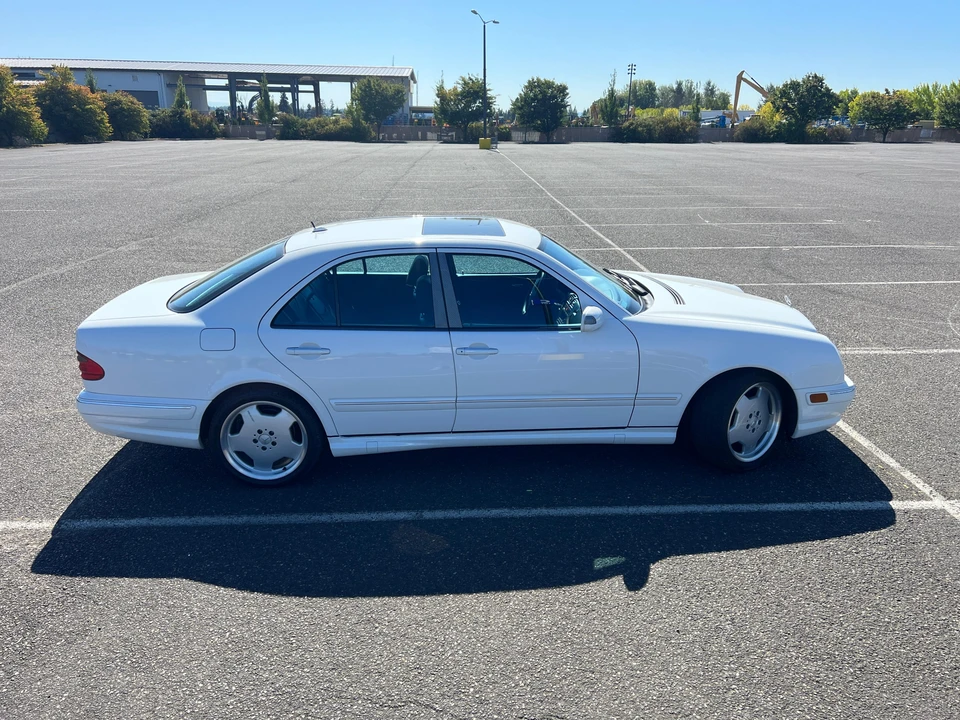 2000 Mercedes-Benz W210 E 36 & E 50 & E 55 & E 60 AMG - Image 16 of 31