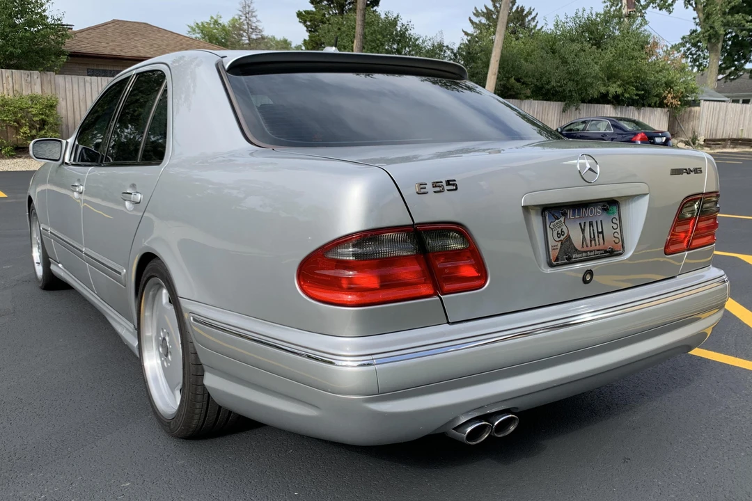2000 Mercedes-Benz W210 E 36 & E 50 & E 55 & E 60 AMG - Image 4 of 31