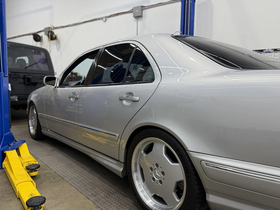 2000 Mercedes-Benz W210 E 36 & E 50 & E 55 & E 60 AMG - Image 25 of 31
