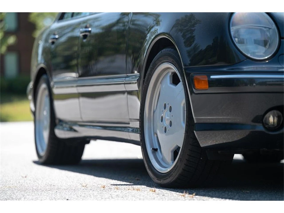 2000 Mercedes-Benz W210 E 36 & E 50 & E 55 & E 60 AMG - Image 3 of 31
