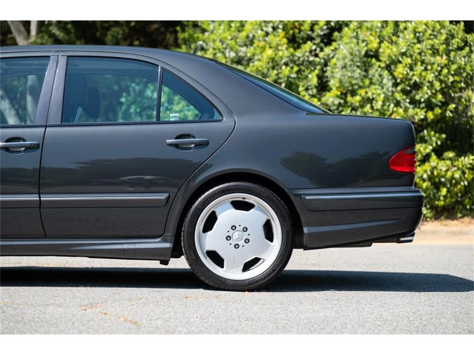 2000 Mercedes-Benz W210 E 36 & E 50 & E 55 & E 60 AMG - Image 28 of 31