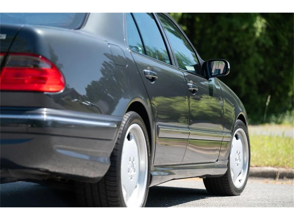 2000 Mercedes-Benz W210 E 36 & E 50 & E 55 & E 60 AMG - Image 15 of 31
