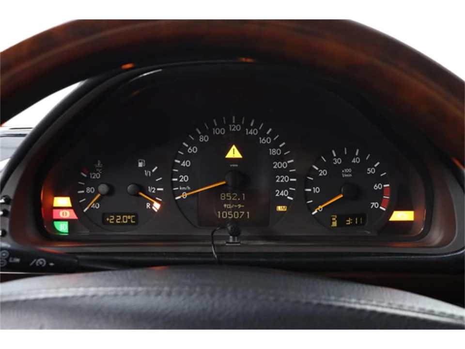 2000 Mercedes-Benz W463 G-Class - Image 11 of 31
