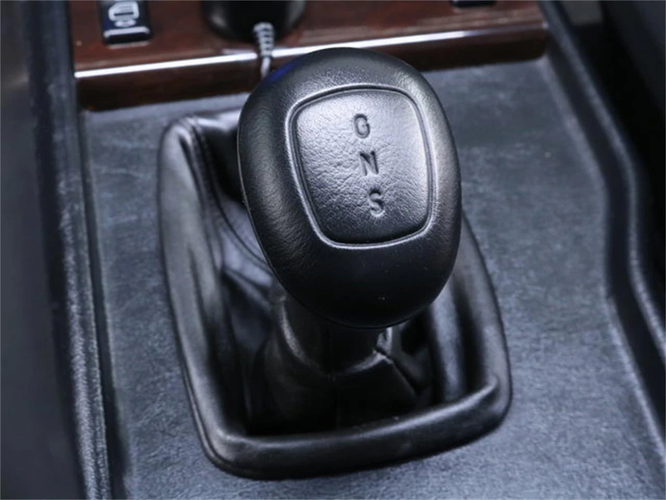2000 Mercedes-Benz W463 G-Class - Image 16 of 31