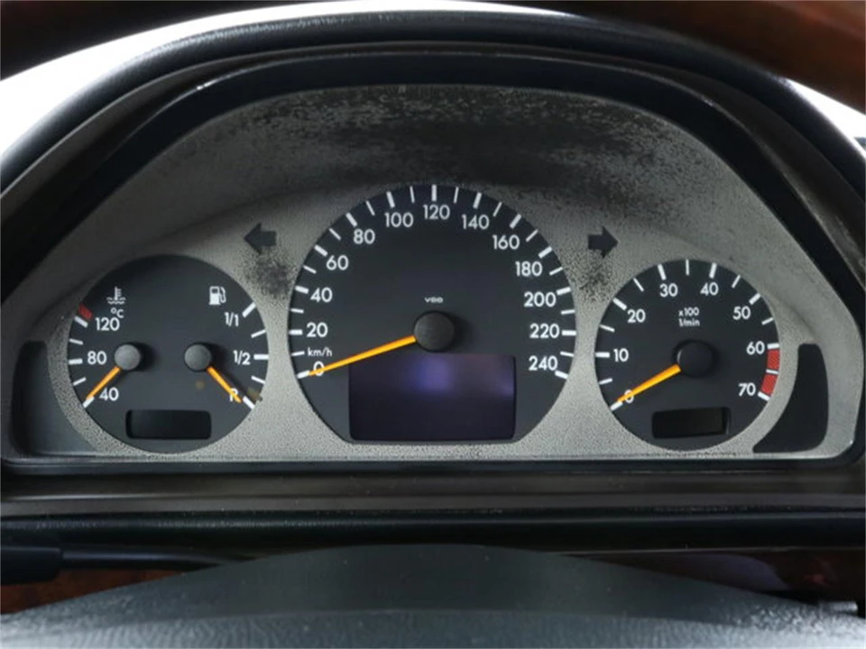 2000 Mercedes-Benz W463 G-Class - Image 11 of 31