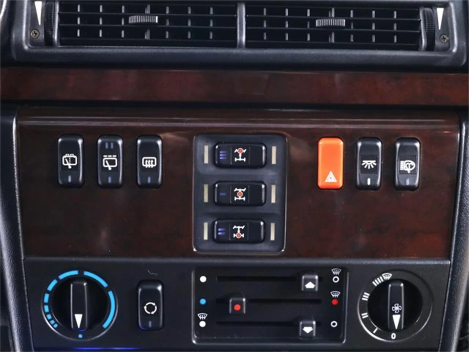 2000 Mercedes-Benz W463 G-Class - Image 12 of 31