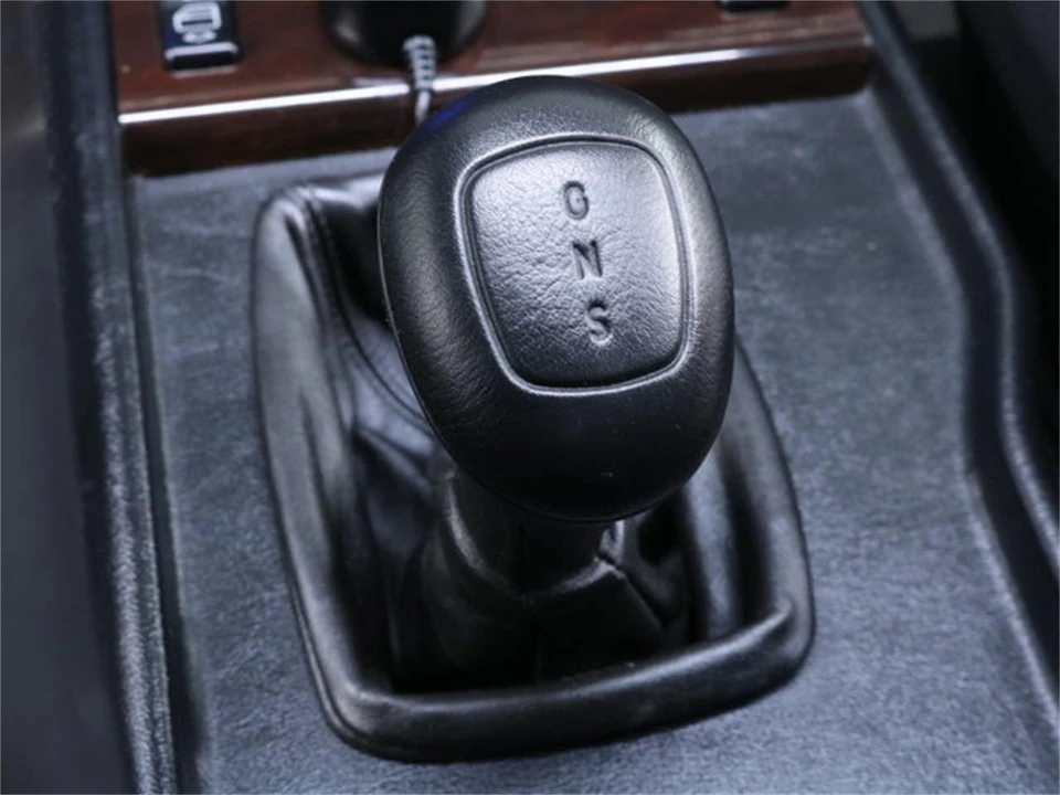 2000 Mercedes-Benz W463 G-Class - Image 16 of 31