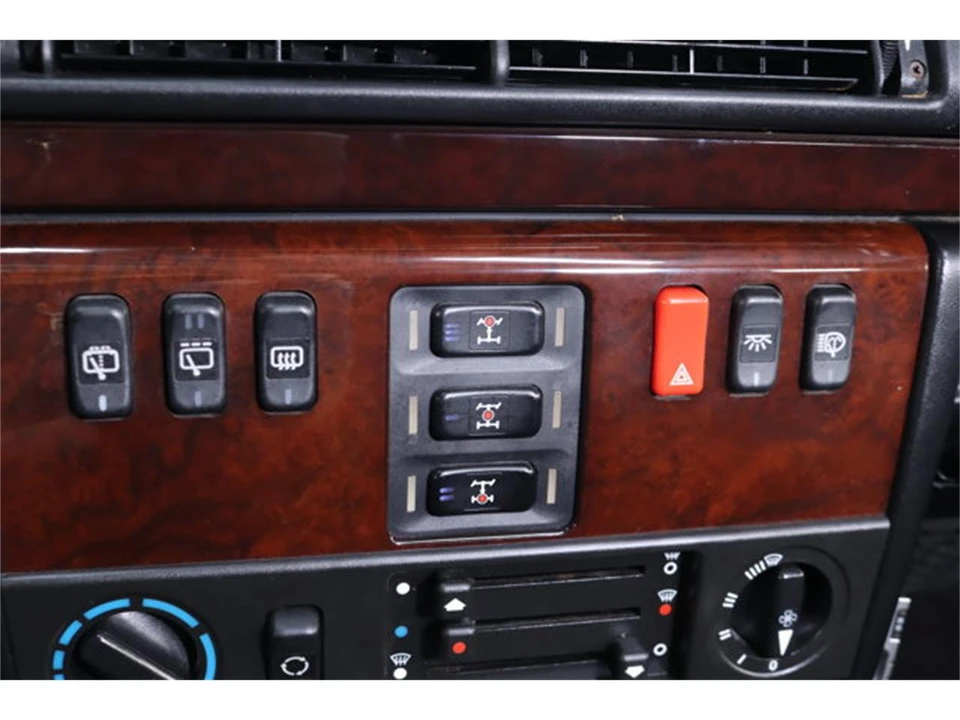 2000 Mercedes-Benz W463 G-Class - Image 13 of 31