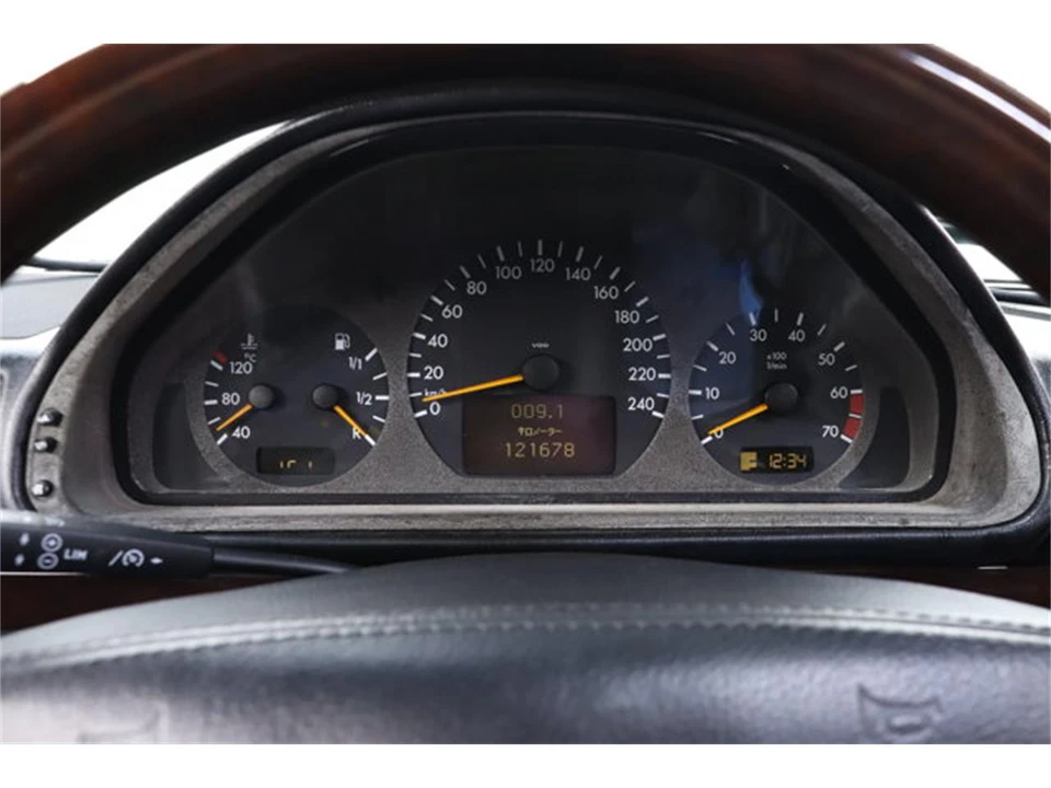 2000 Mercedes-Benz W463 G-Class - Image 11 of 31