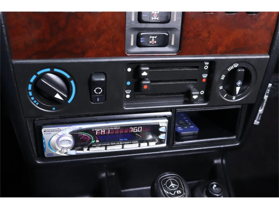 2000 Mercedes-Benz W463 G-Class - Image 14 of 31