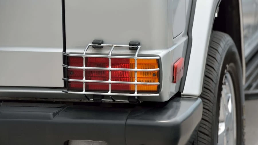 2000 Mercedes-Benz W463 G-Class - Image 16 of 26