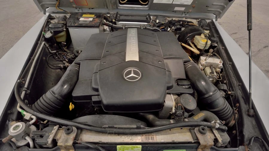 2000 Mercedes-Benz W463 G-Class - Image 23 of 26
