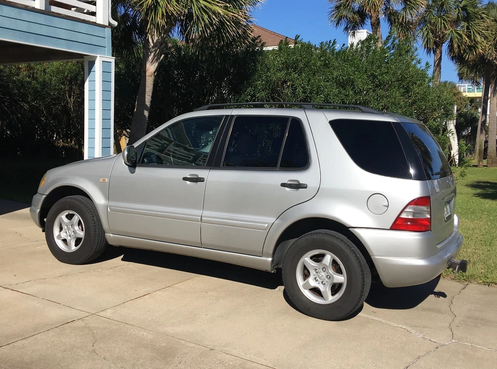 2000 Mercedes-Benz W163 M-Class - Image 2 of 12